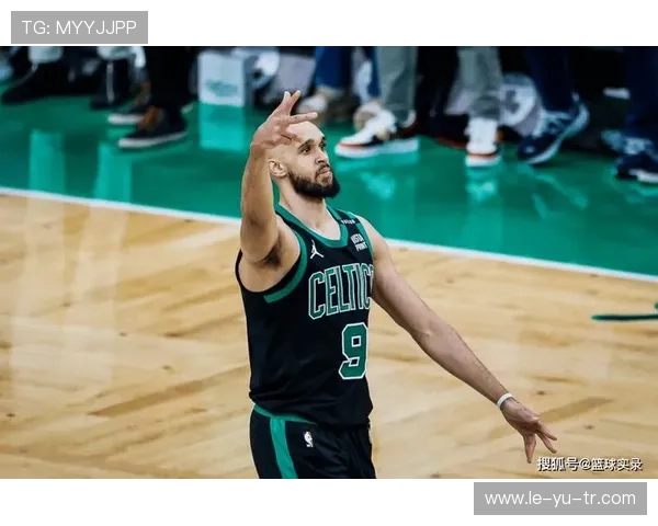 德里克·怀特展现铁血防守，助力绿军巩固季后赛席位